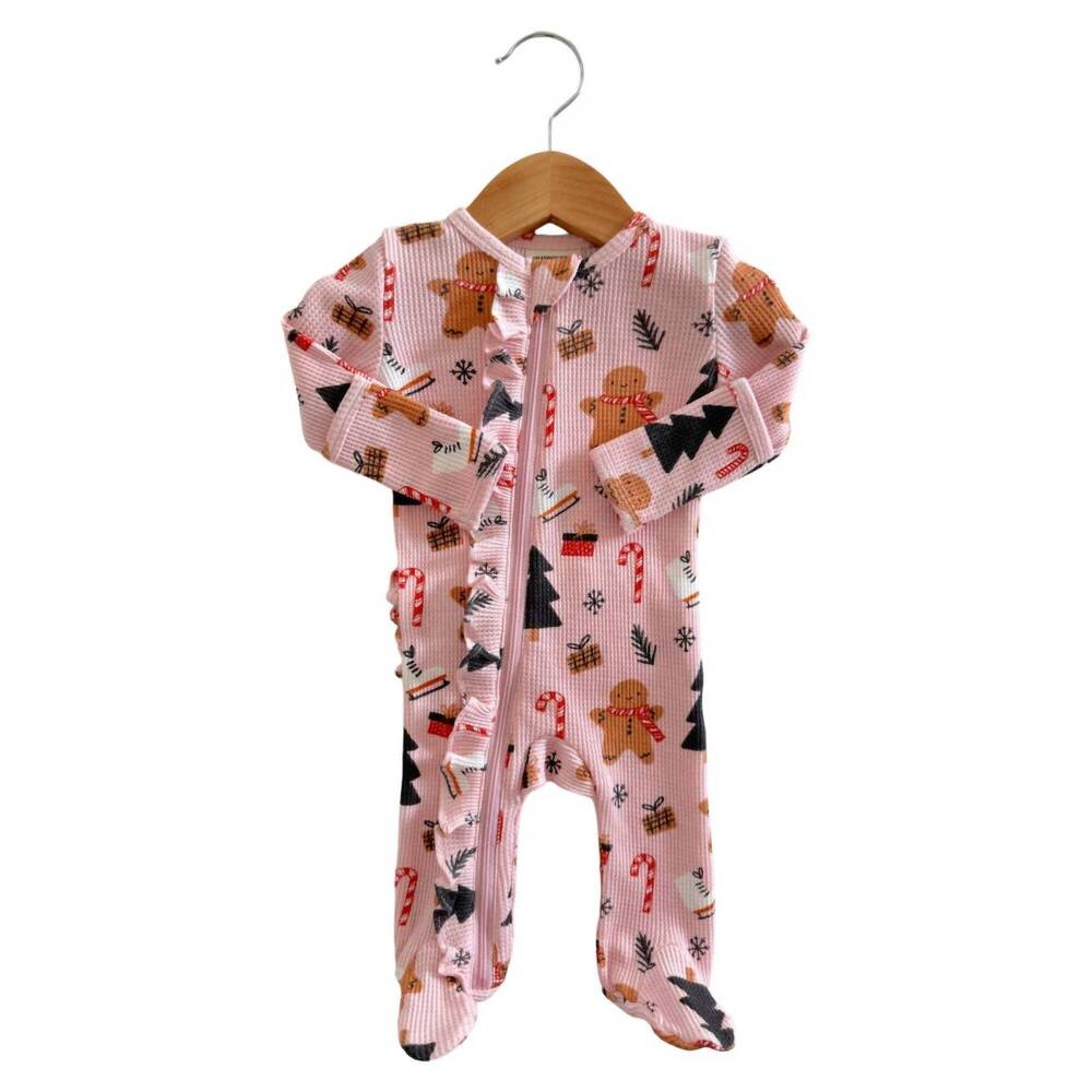 NEW SPEARMINTLOVE kids gingerbread wonderland zip footie in blush